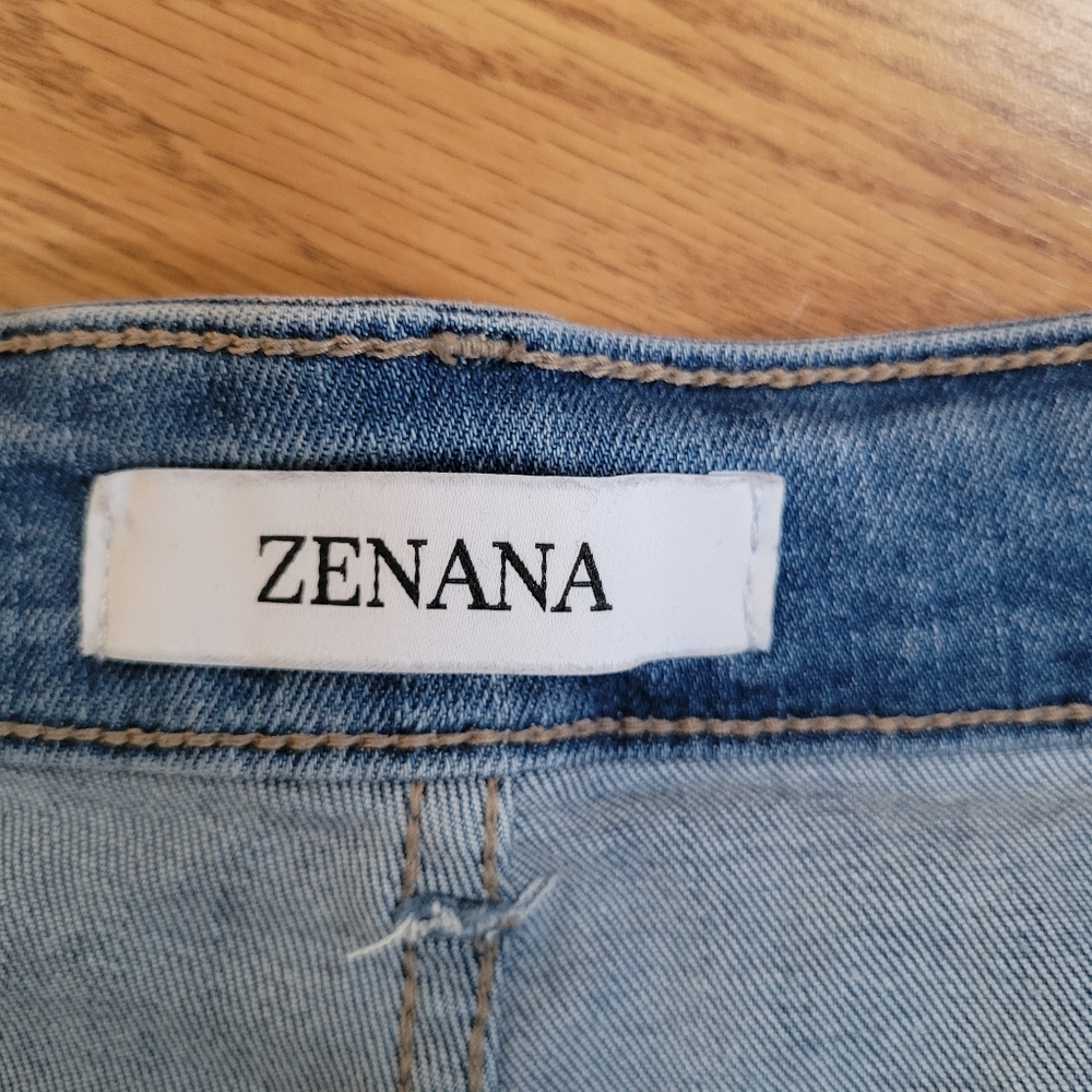 Zenana Wide Leg Jeans - Picture 2 of 4